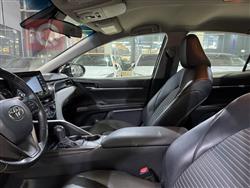 تۆیۆتا کامری